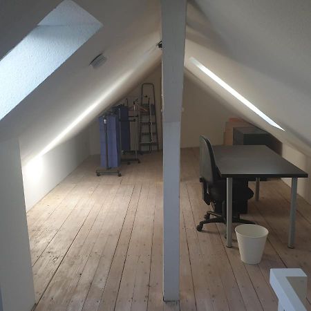 45 M² Maisonette-Wohnung In Uni-/Hauptbahnhofnaehe Duisburg Exteriör bild