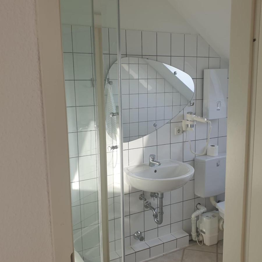 45 M² Maisonette-Wohnung In Uni-/Hauptbahnhofnaehe Duisburg Exteriör bild